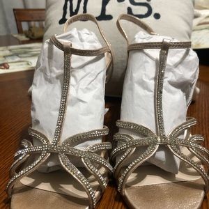David’s bridal 8.5 wedge champagne color